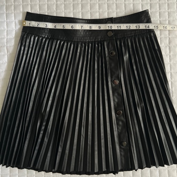 Ramy Brook Anya Mini Vegan Leather Skirt in Black Size 4 - Picture 10 of 15